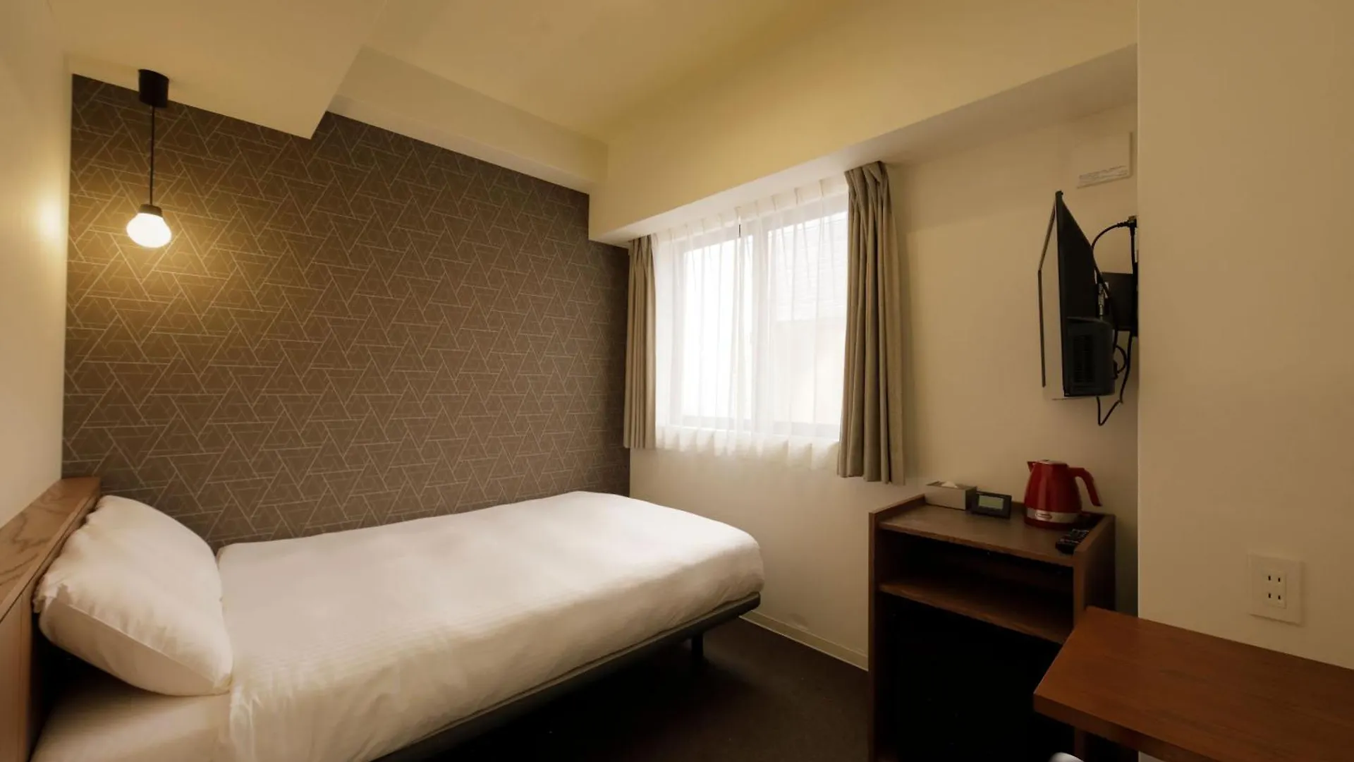 Smart Place Inn Kyoto Shijo Horikawa 3*,