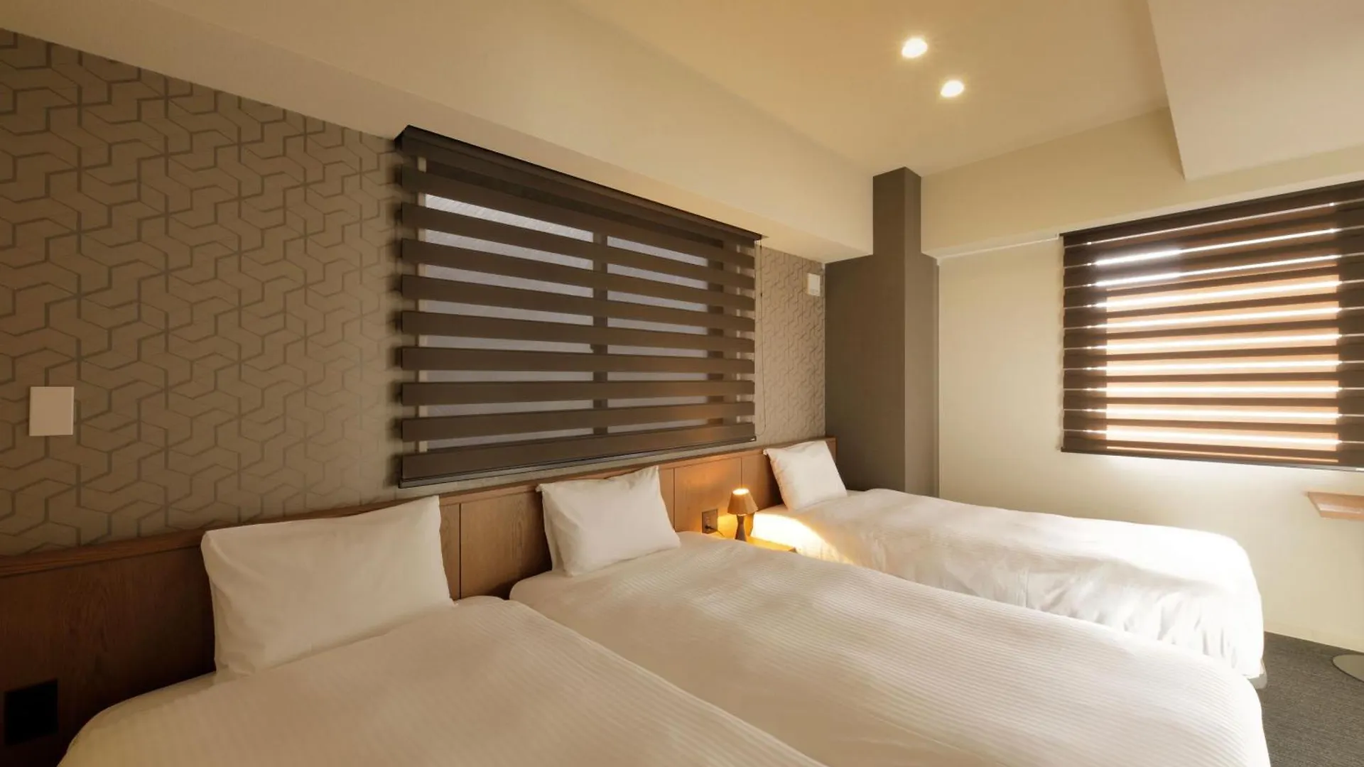 Smart Place Inn Kyoto Shijo Horikawa Hotel