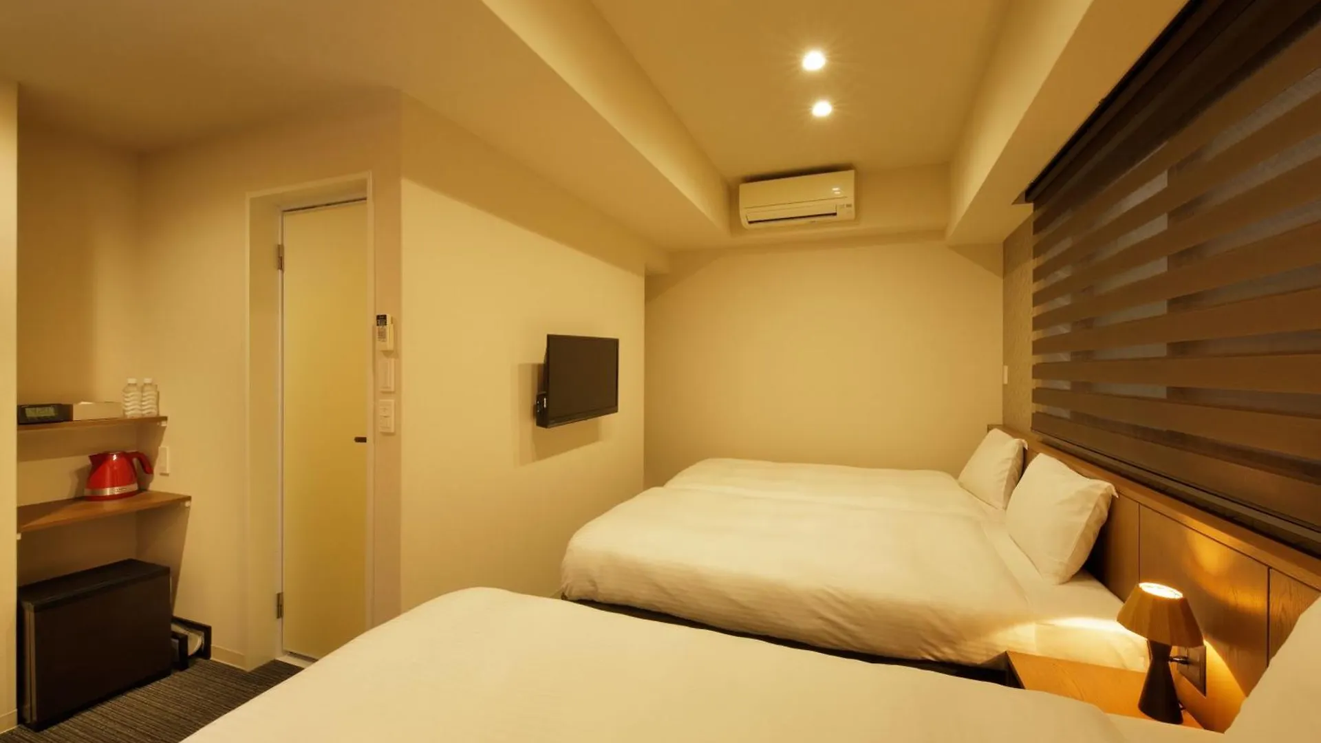Smart Place Inn Kyoto Shijo Horikawa 3*,  Japan