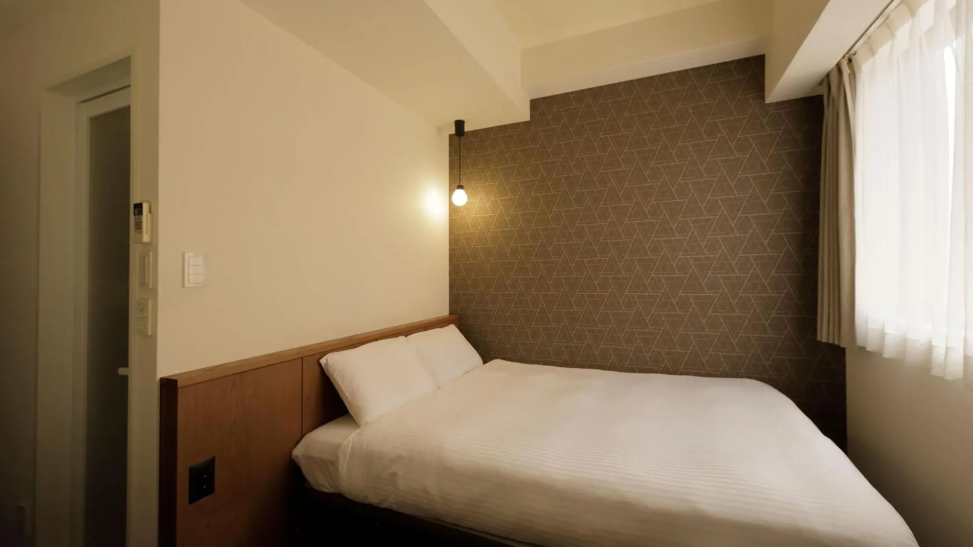 Smart Place Inn Kyoto Shijo Horikawa 3*,